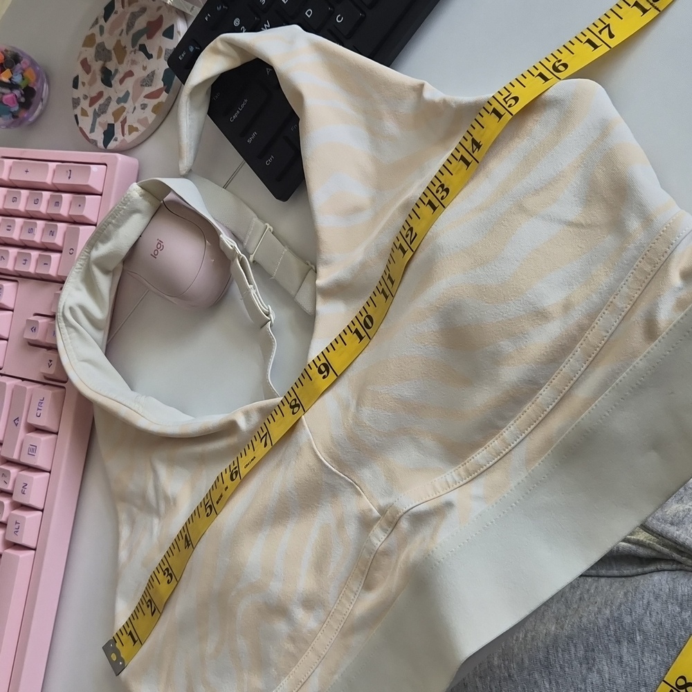 Fabletics All Day Every Day Bra Yellow Zebra Print V Neck Size L/XL - Picture 11 of 12